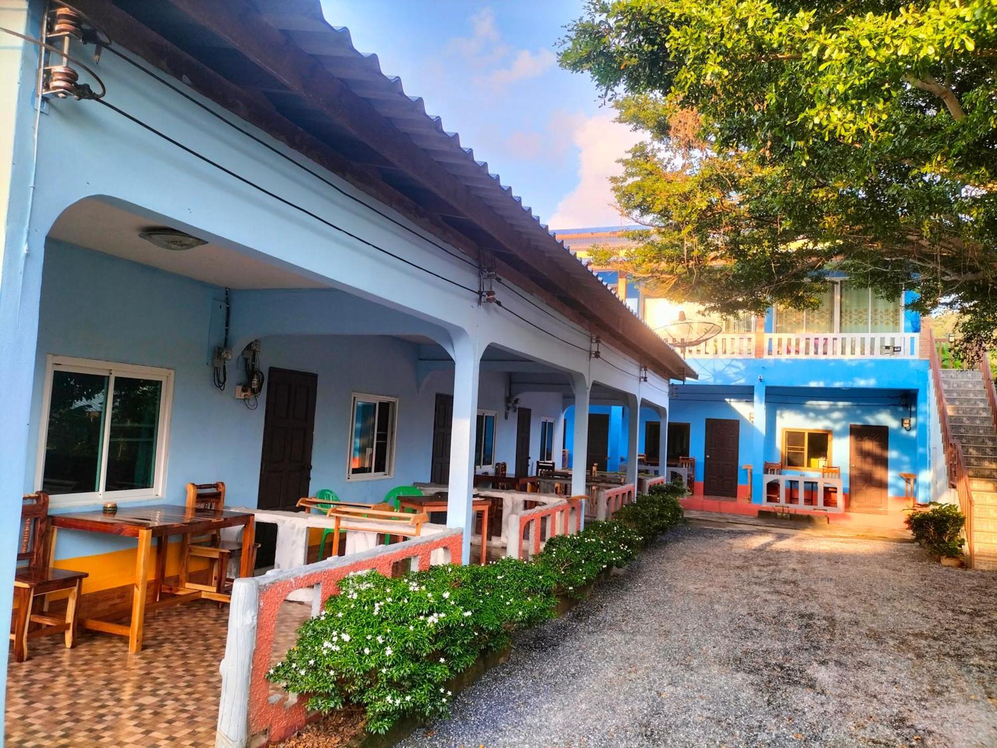 Lanta Blue House Hotel Koh Lanta Exterior photo